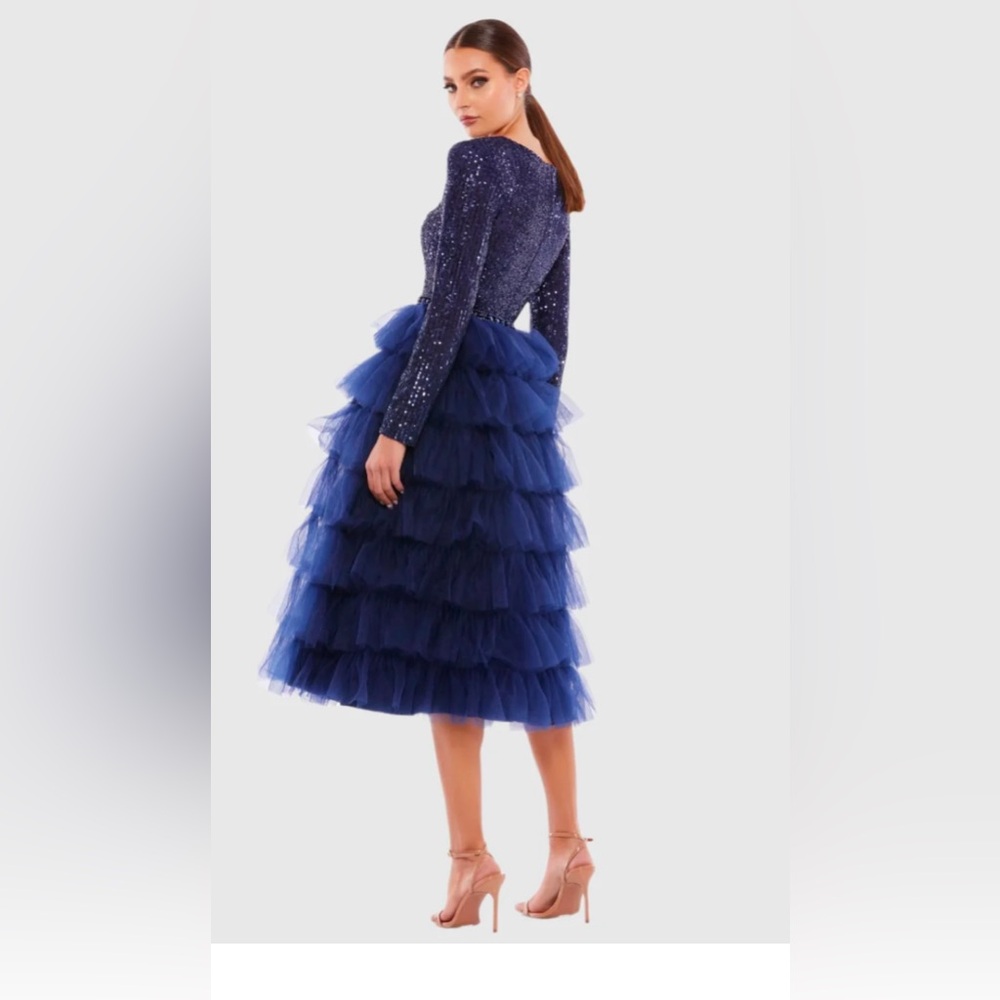 Gorgeous Mac Duggal midnight navy ruffle tiered midi dress